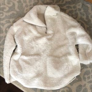 Athleta Sherpa pullover size medium
